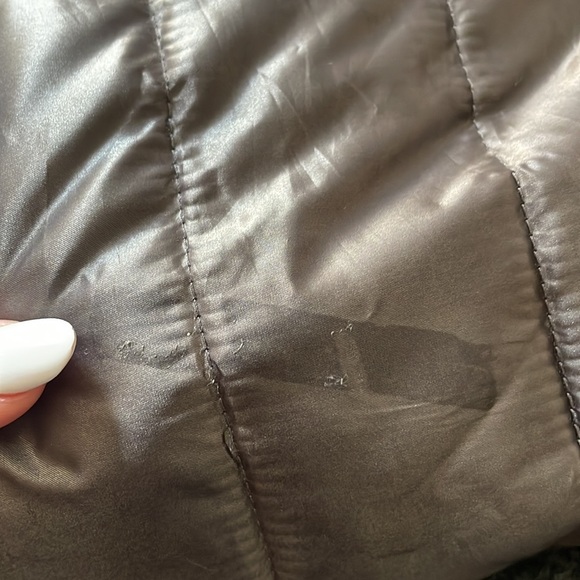 ANDREW MARC women’s REVERSIBLE metallic gray blk puffer / plush hooded jacket M - Picture 17 of 17